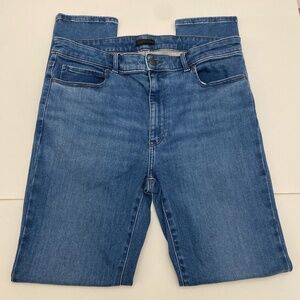 Uniqlo Jeans Mid Wash High Rise 32x31in